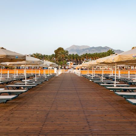 Hotel Aqi Hydros Club à Kemer Extérieur photo The beach at the resort