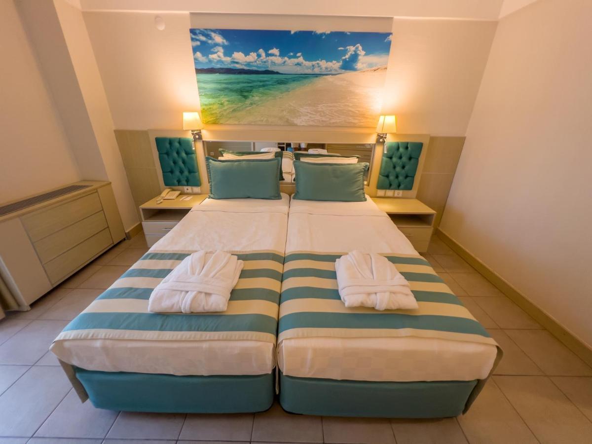 Hotel Aqi Hydros Club à Kemer Extérieur photo A bedroom at the hotel